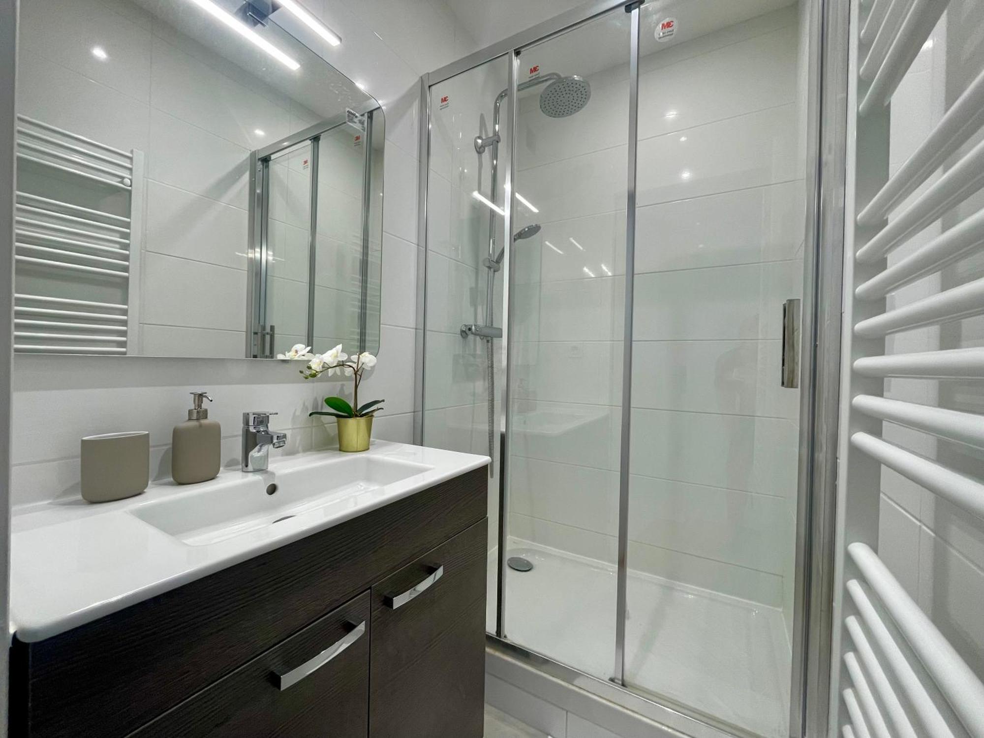 Bngo I Le Spacieux I 3 Chambres, 2 Salles De Bain, Parking Prive Gratuit, 8 Personnes, Vieux Lyon Hypercentre Extérieur photo